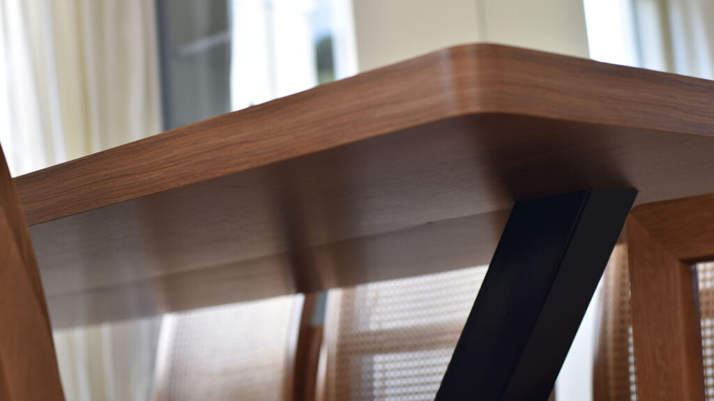 04 Detalhe acabamento mesa